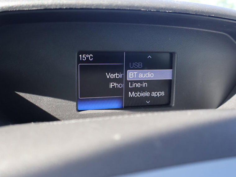 Vehicle Image 28