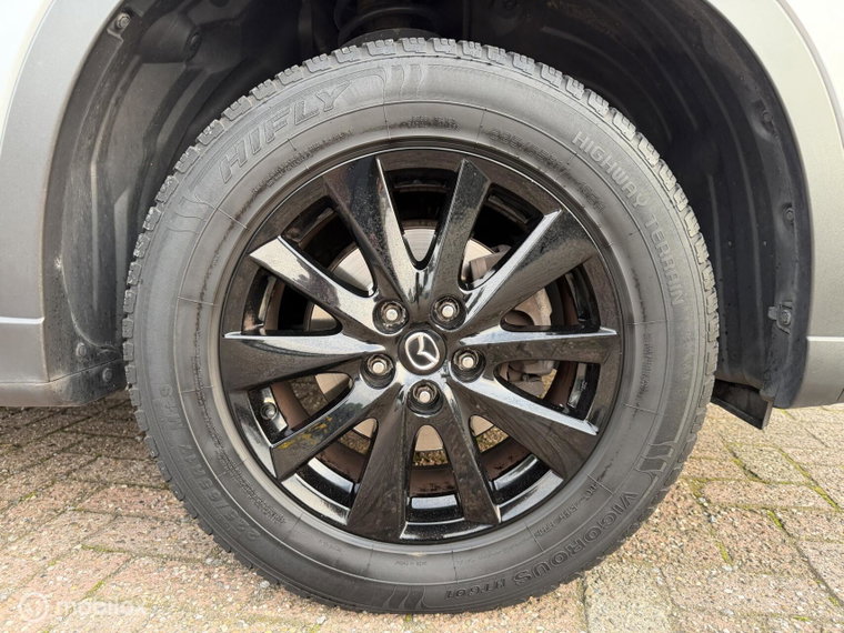 Vehicle Image 22