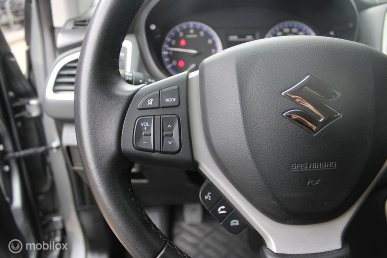 Vehicle Image 28
