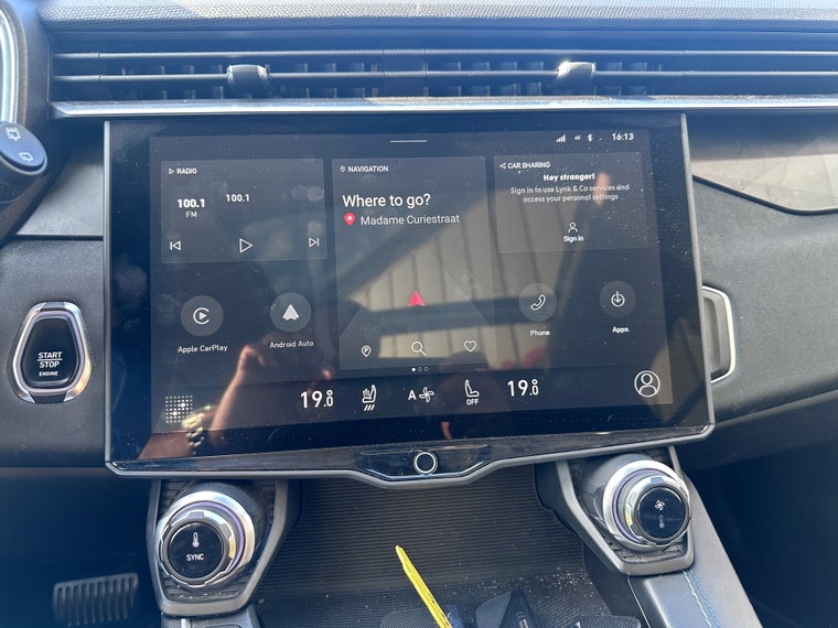 Vehicle Image 15