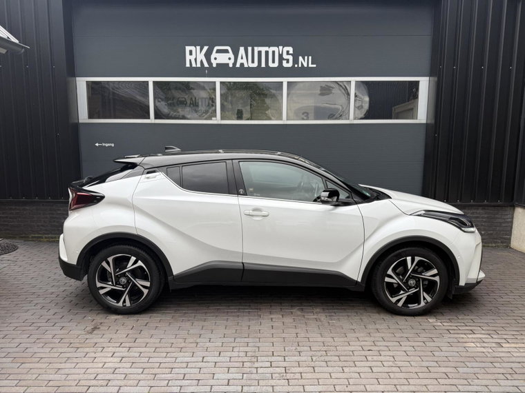 Vehicle Image 8