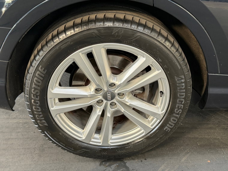 Vehicle Image 31