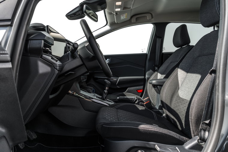 Vehicle Image 15