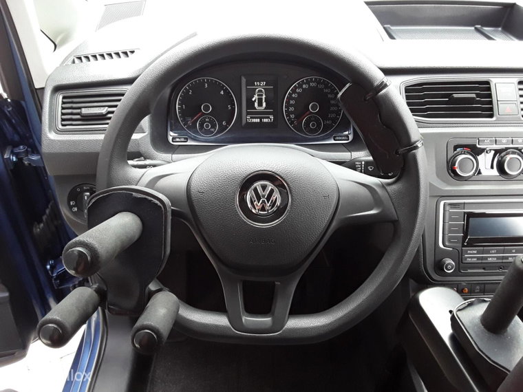 Vehicle Image 13