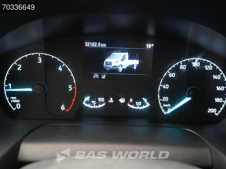 Vehicle Image 31