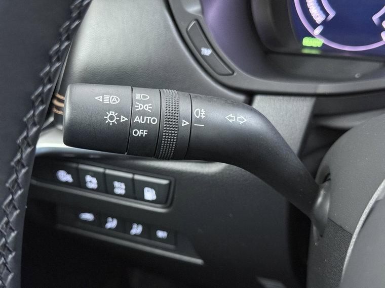 Vehicle Image 33