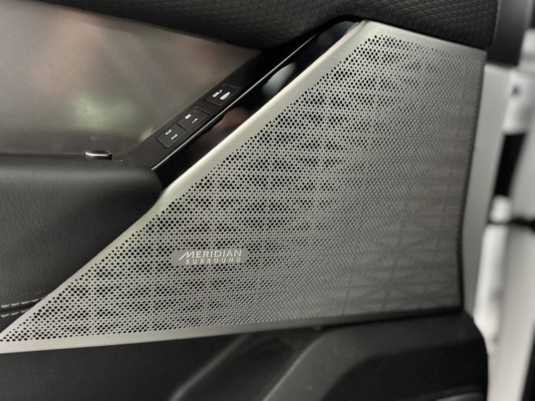 Vehicle Image 36