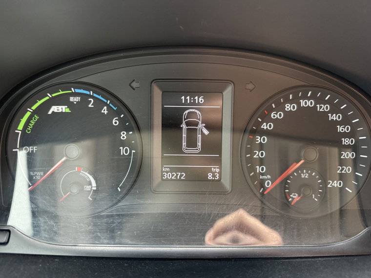 Vehicle Image 31