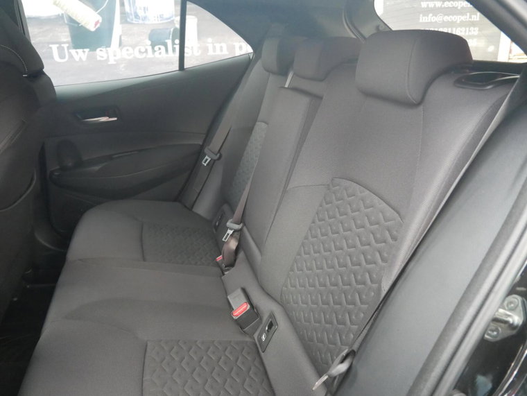 Vehicle Image 23