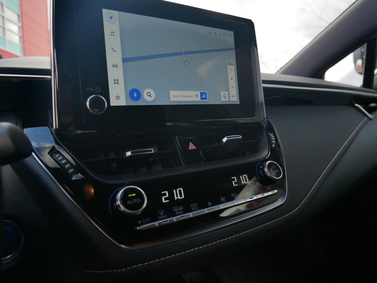Vehicle Image 9