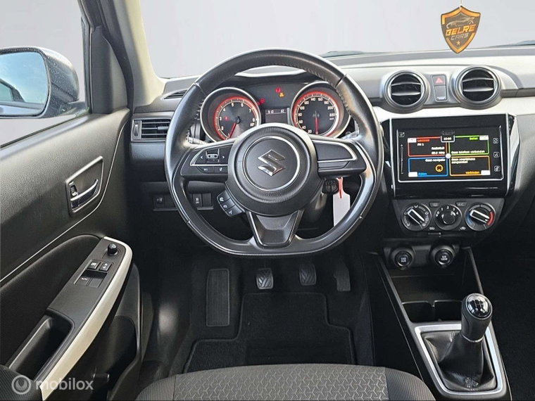 Vehicle Image 12