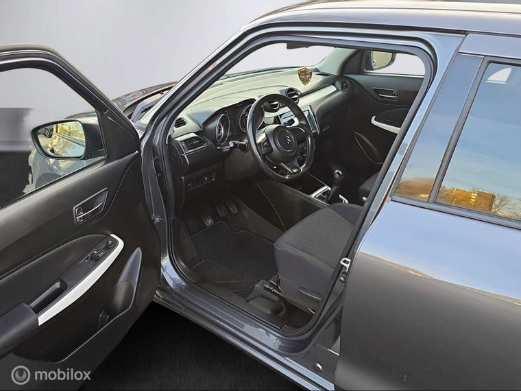 Vehicle Image 19
