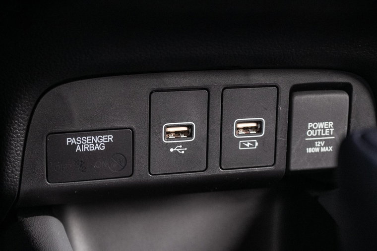Vehicle Image 17