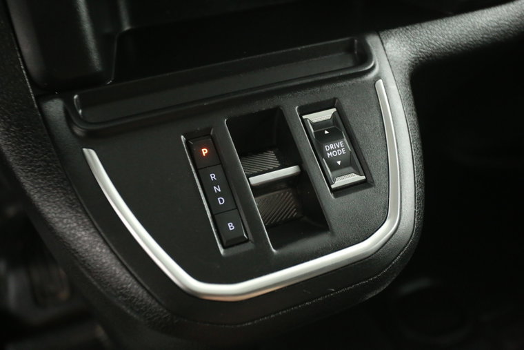 Vehicle Image 17