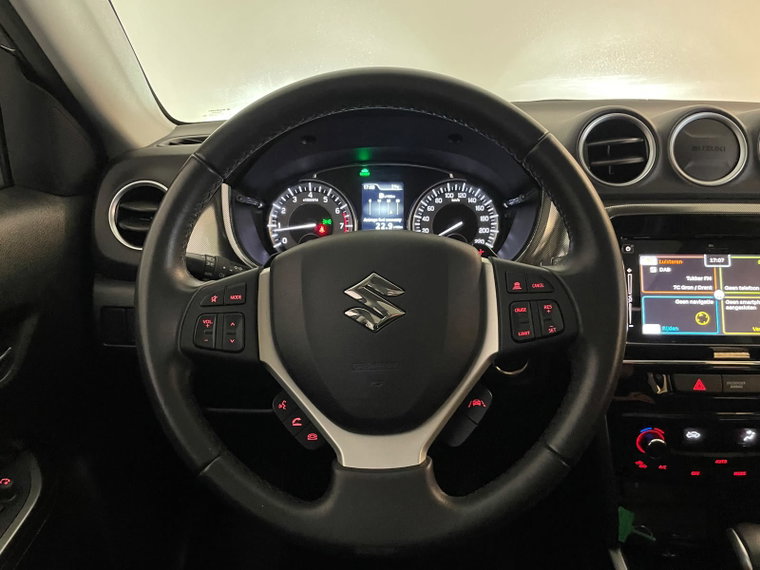 Vehicle Image 23