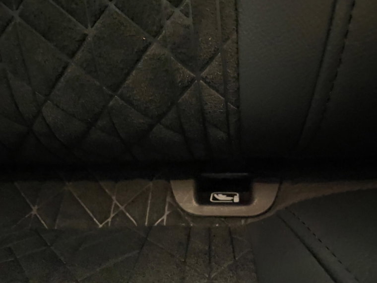 Vehicle Image 39