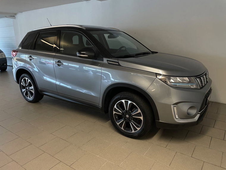 Vehicle Image 8