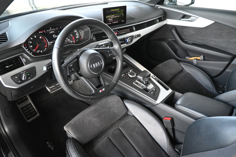 Vehicle Image 37