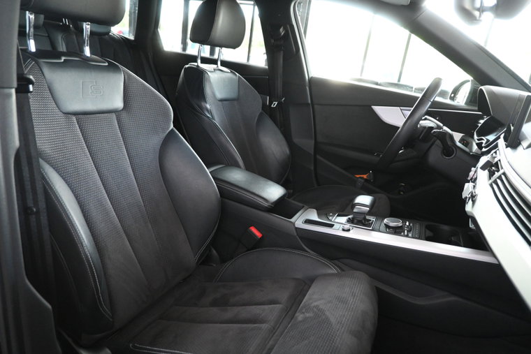 Vehicle Image 40