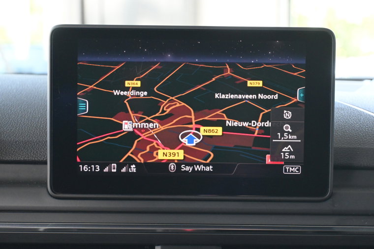 Vehicle Image 11