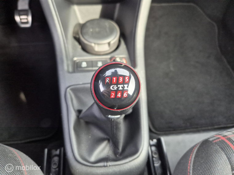 Vehicle Image 42