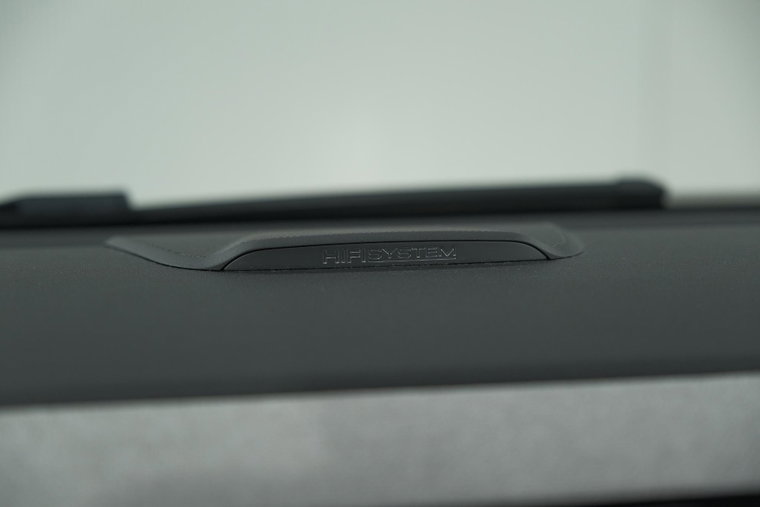 Vehicle Image 37