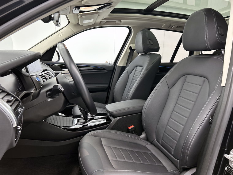 Vehicle Image 40