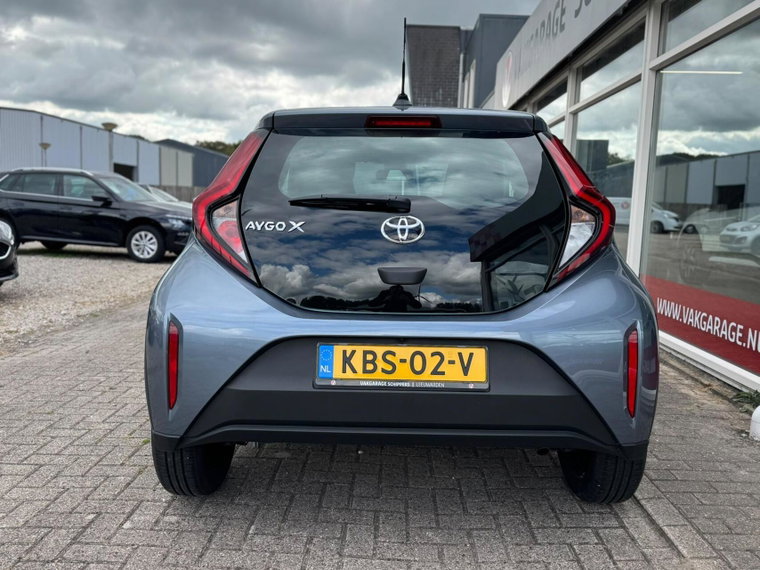 Vehicle Image 31