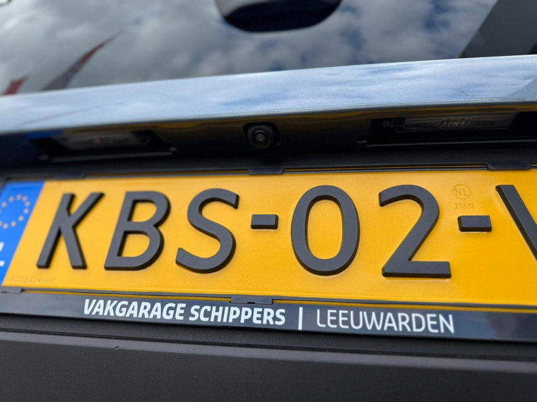 Vehicle Image 35