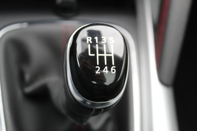 Vehicle Image 28