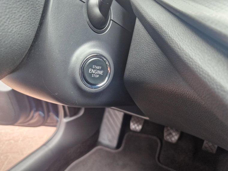 Vehicle Image 27