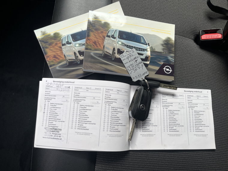 Vehicle Image 37