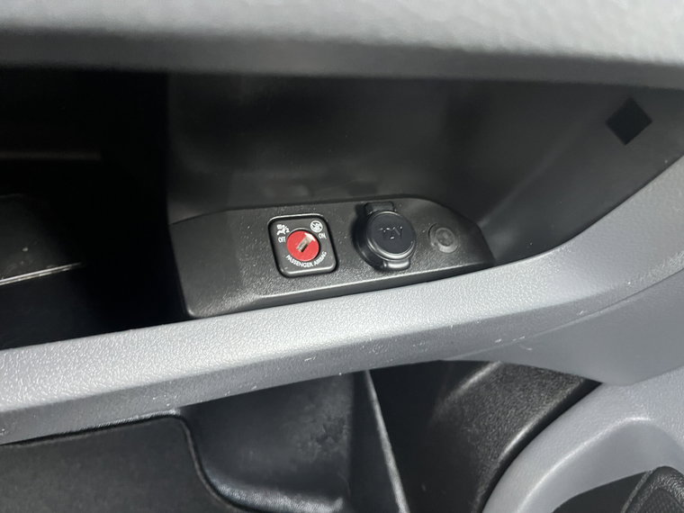 Vehicle Image 40