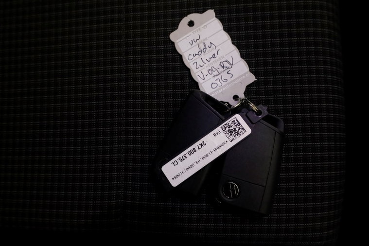Vehicle Image 6