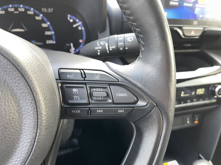 Vehicle Image 27