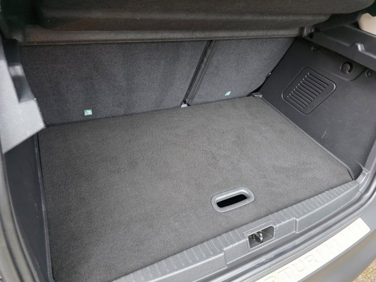 Vehicle Image 37