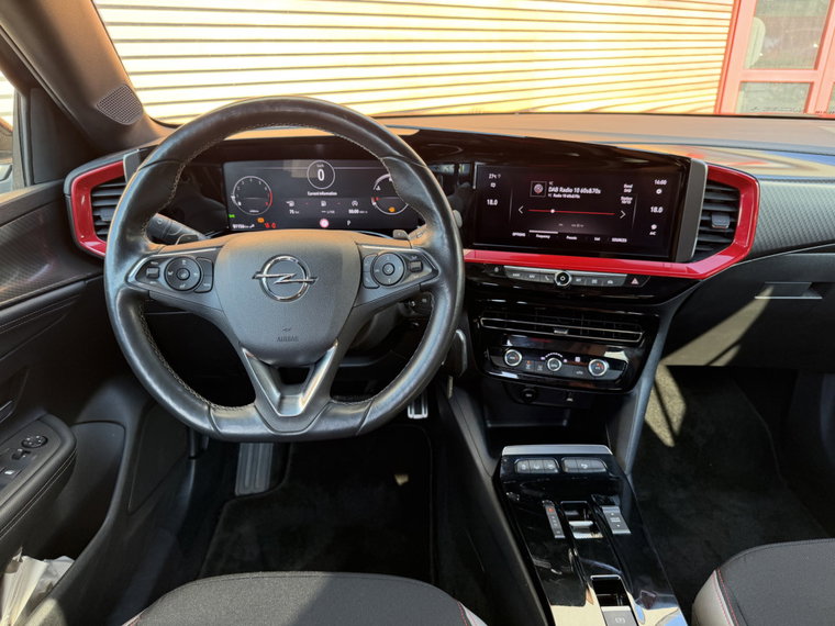 Vehicle Image 22
