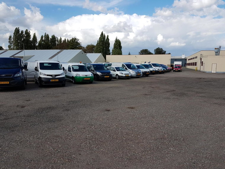 Vehicle Image 21