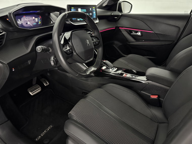 Vehicle Image 39