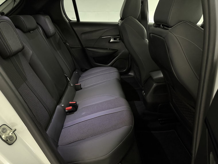 Vehicle Image 41
