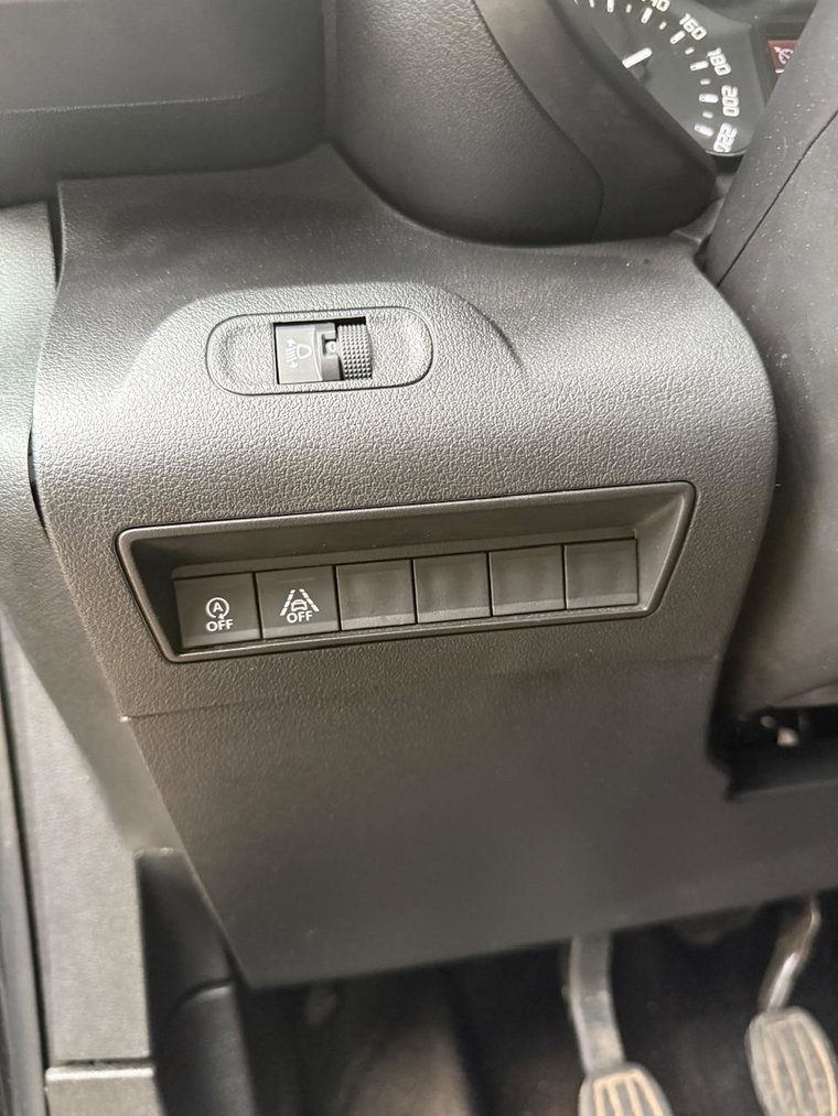 Vehicle Image 42