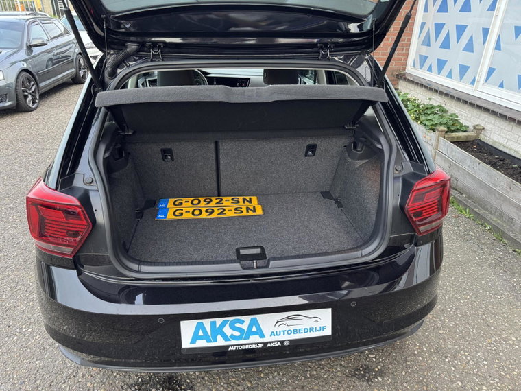 Vehicle Image 19