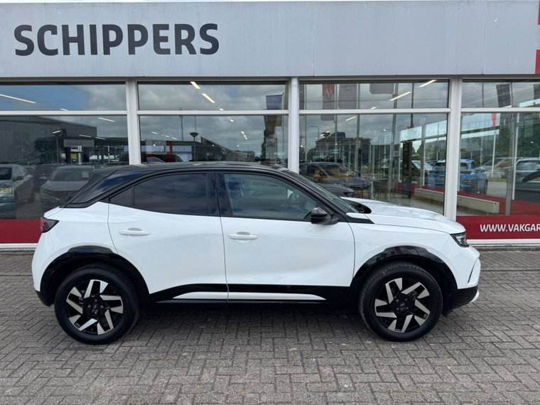 Vehicle Image 39