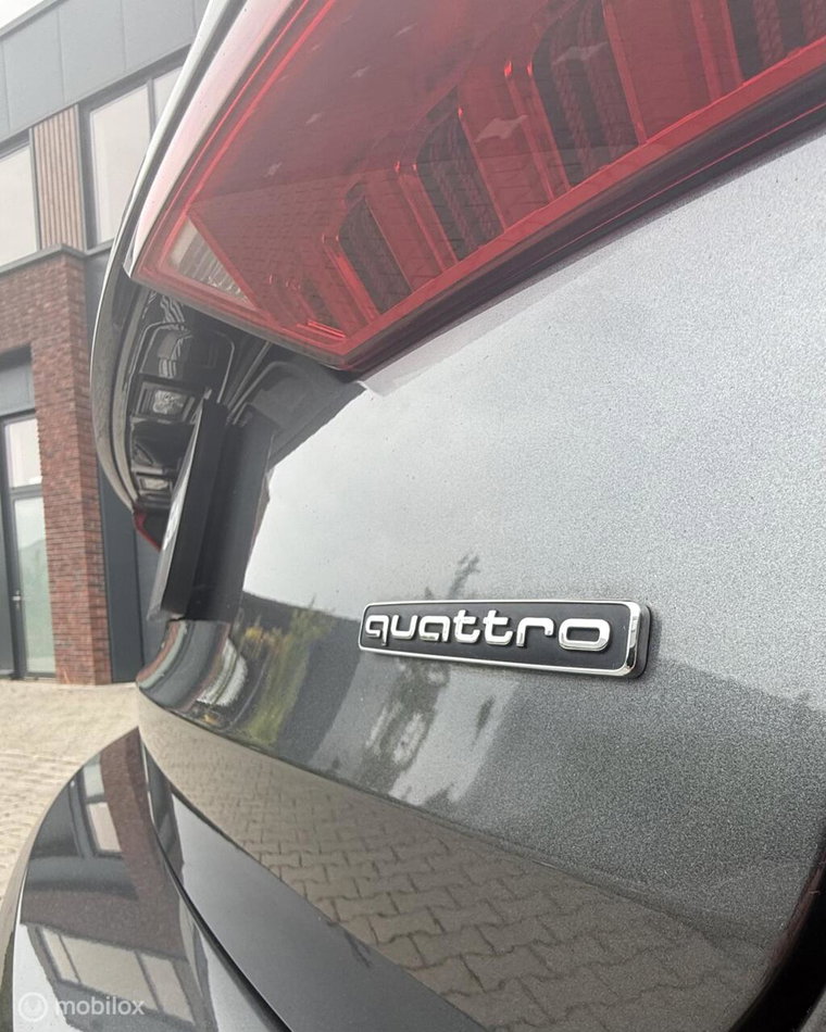 Vehicle Image 27