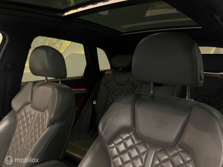 Vehicle Image 47