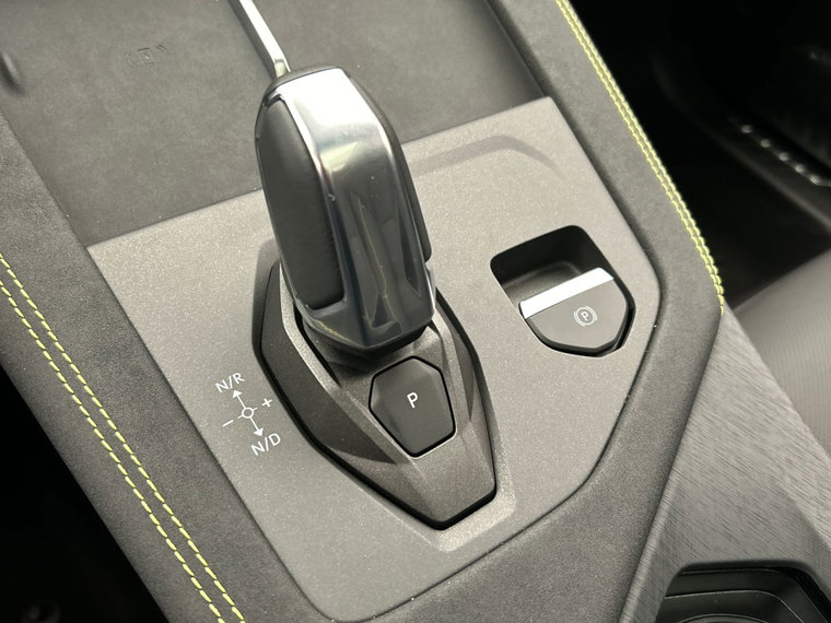Vehicle Image 47