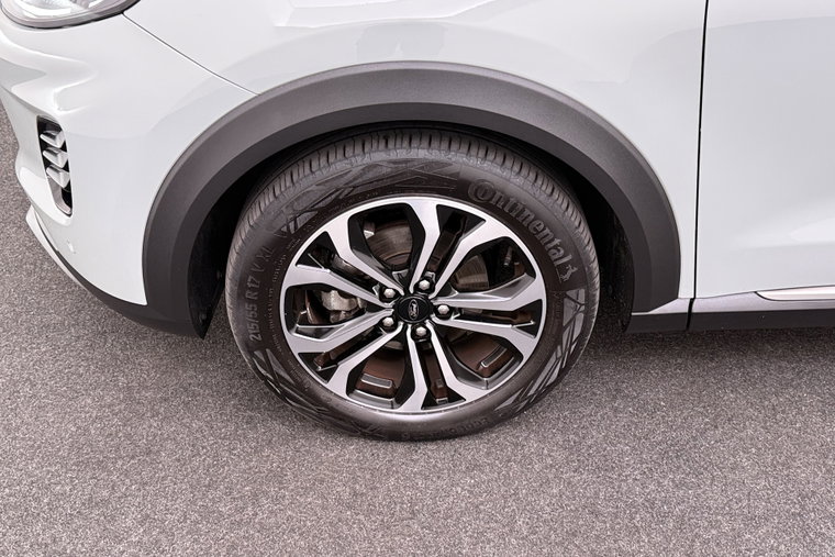 Vehicle Image 7