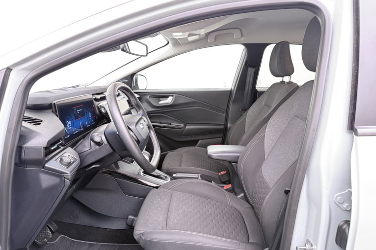 Vehicle Image 10