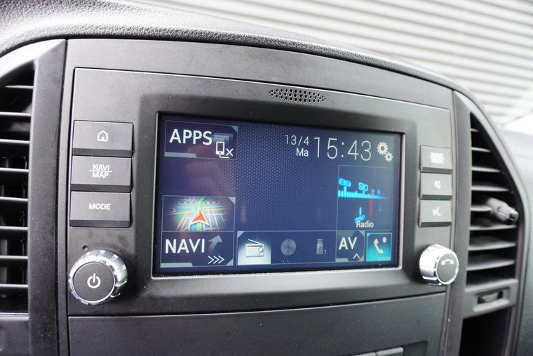 Vehicle Image 17