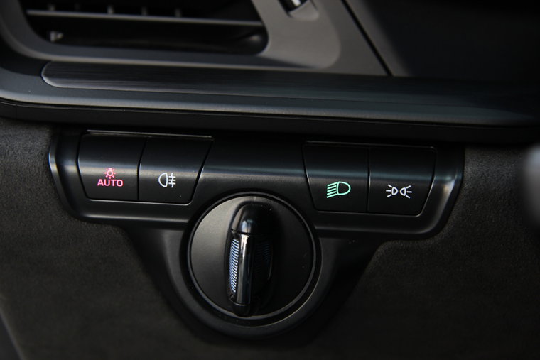 Vehicle Image 35